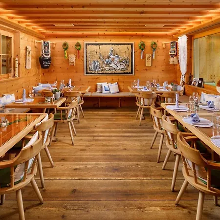 ホテル Walserhuus Sertig Sertig Döfli