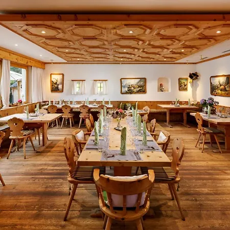 Walserhuus Sertig ホテル Sertig Döfli