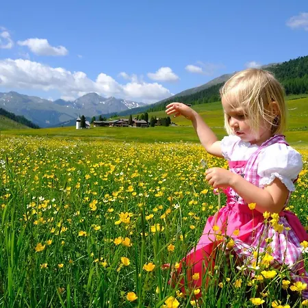 ホテル Walserhuus Sertig