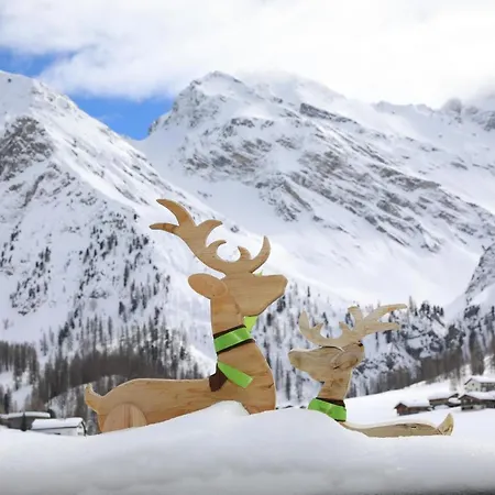 Walserhuus Sertig ホテル 3*