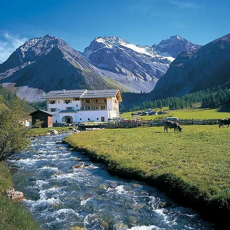 Hotel Walserhuus Sertig Sertig Döfli