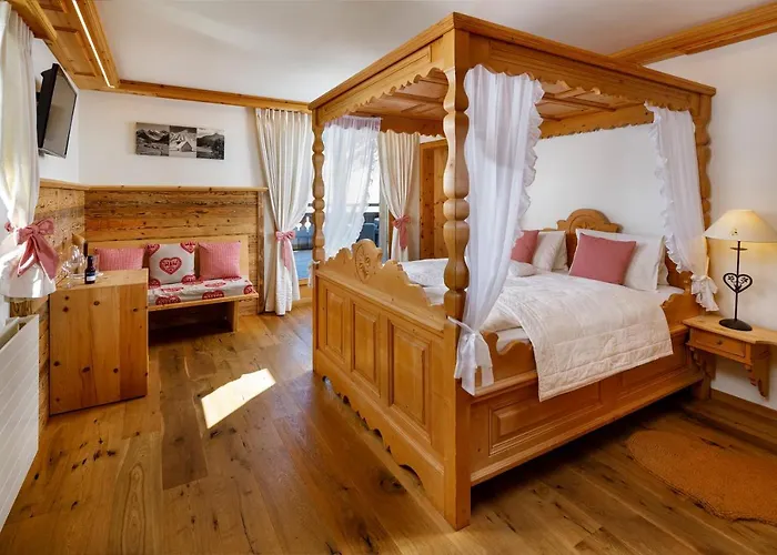 Walserhuus Sertig Otel