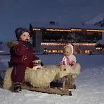 Walserhuus Sertig Otel 3*