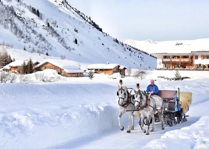 Walserhuus Sertig Hotel