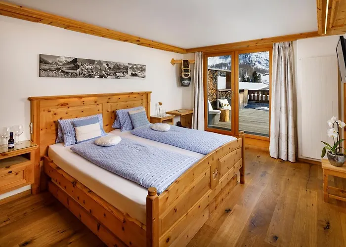 Walserhuus Sertig Hotel